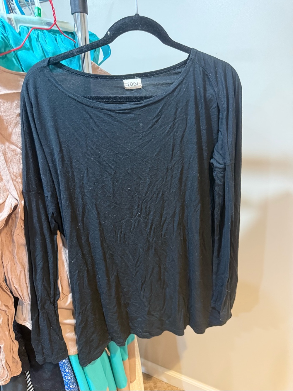 Tobi Black Long-Sleeve Scoop Neck Top